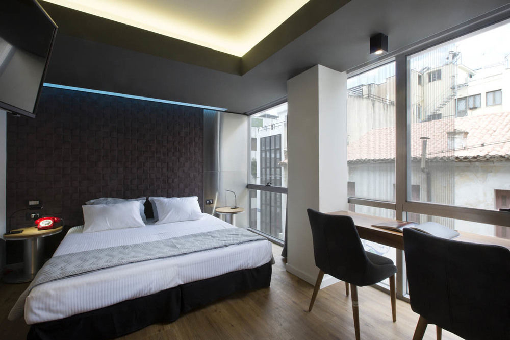 Pi Athens Apartment Bagian luar foto